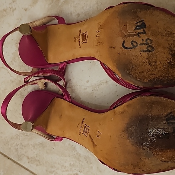 Manolo Blahnik - Picture 7 of 10